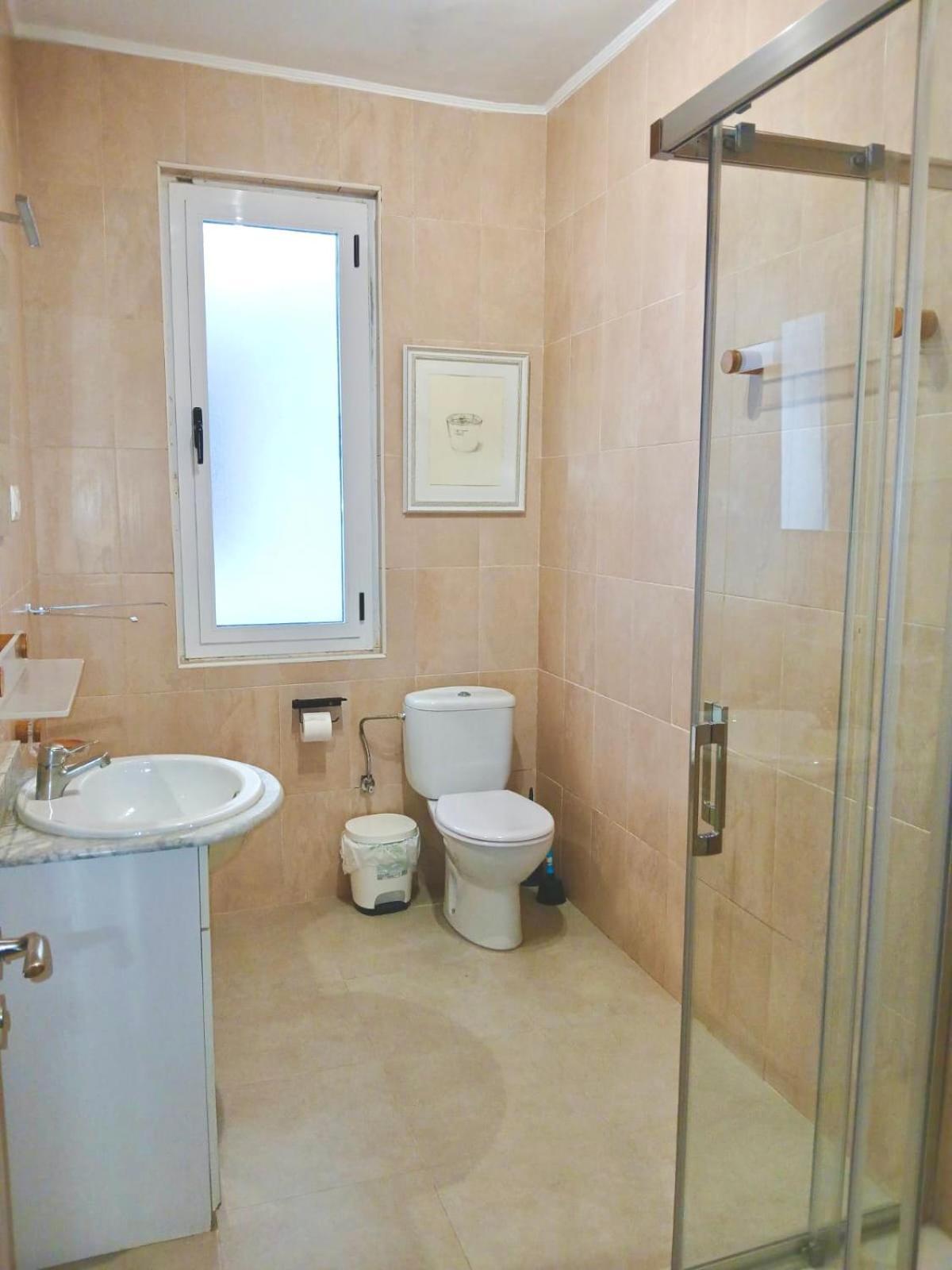 Segundo Antolin Yellow Door Ponferrada Kültér fotó