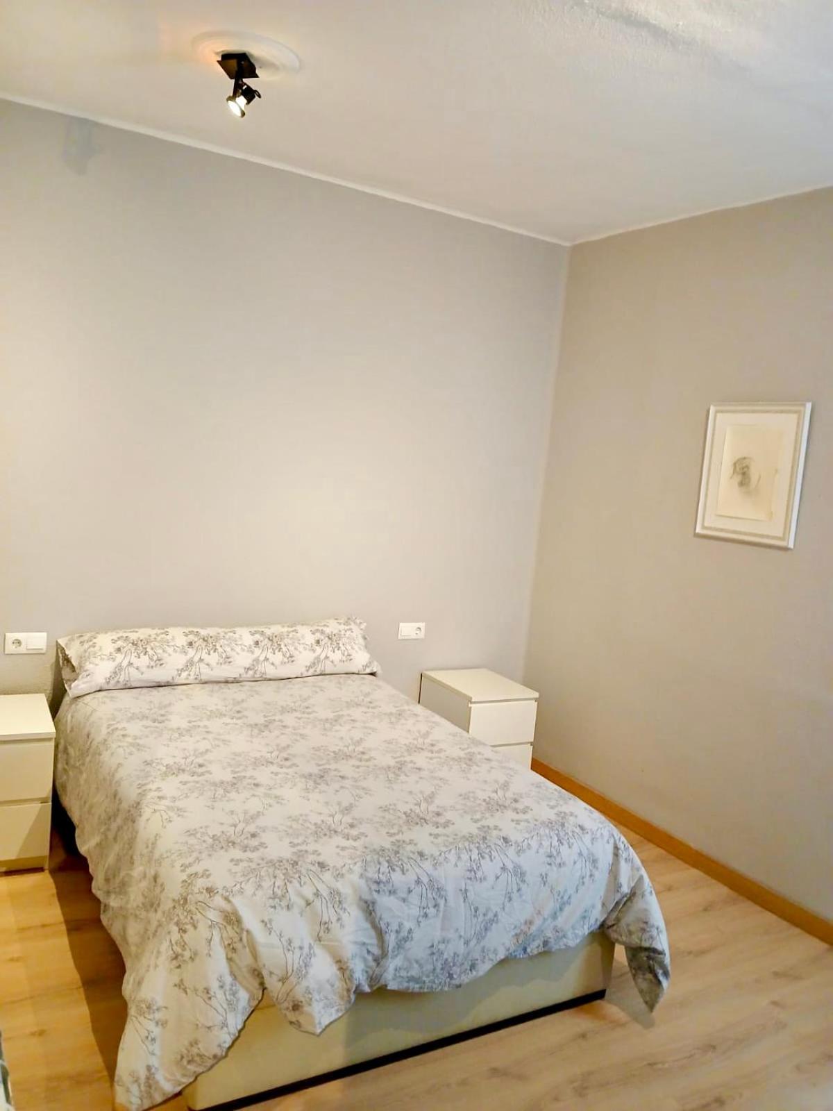 Segundo Antolin Yellow Door Ponferrada Kültér fotó